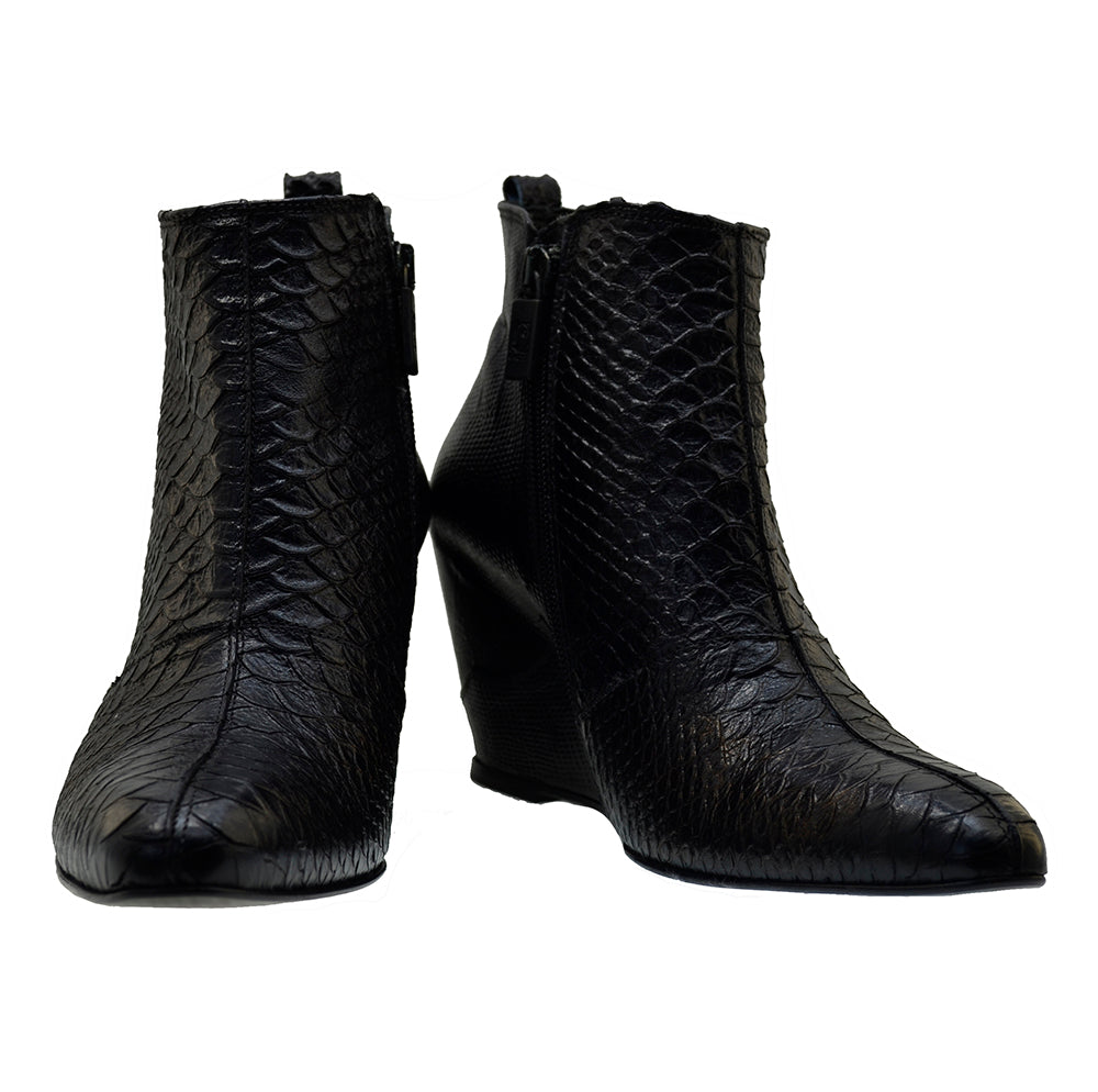 Women's Italian Shoes Jo Ghost 2311 Black Leather Print Python Wedge Boots